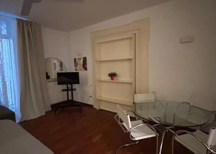 Anni Chiaia Napoli