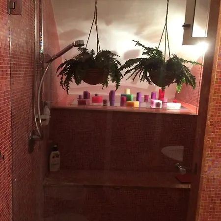 Anni Chiaia Apartman *