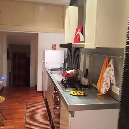 Anni Chiaia Apartman Nápoly